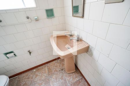 Casa para alugar com 80m², 2 quartos e sem vaga Casa para alugar com 80m², 2 quartos e sem vagaBanheiro