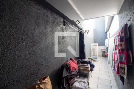 Casa à venda com 115m², 3 quartos e 2 vagasÁrea de Serviço