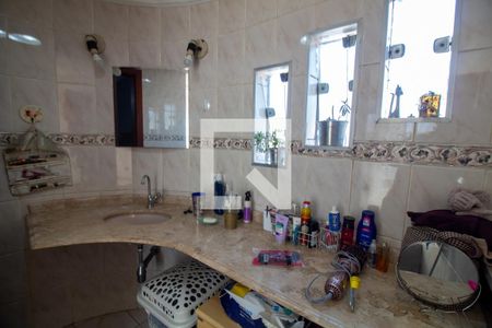 Casa à venda com 115m², 3 quartos e 2 vagasBanheiro da Suíte 2