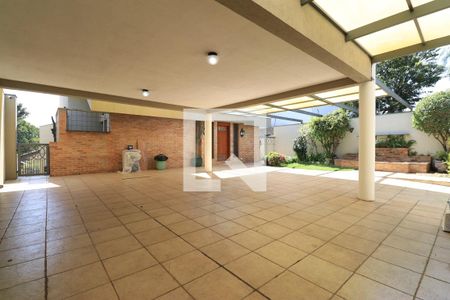 Casa para alugar com 790m², 4 quartos e 6 vagasGaragem