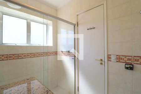 Casa para alugar com 790m², 4 quartos e 6 vagasBanheiro da Suíte 1