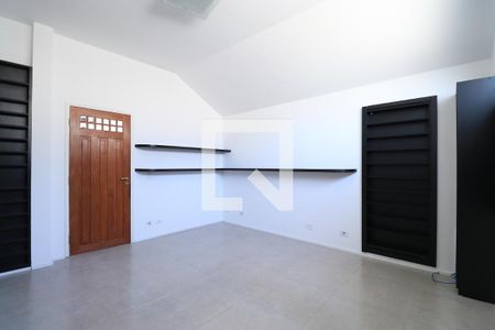 Casa para alugar com 790m², 4 quartos e 6 vagasBiblioteca