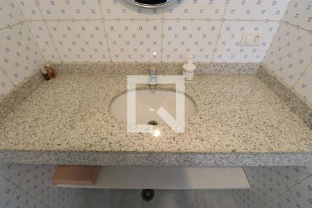 Casa para alugar com 790m², 4 quartos e 6 vagasBanheiro da Edicula