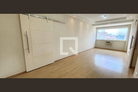 Apartamento para alugar com 78m², 2 quartos e 1 vagaSala