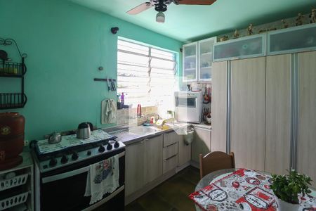 Casa à venda com 200m², 4 quartos e 3 vagasCozinha