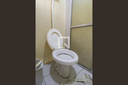 Casa à venda com 200m², 4 quartos e 3 vagasBanheiro 4 - Galpão