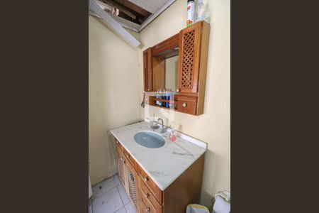 Casa à venda com 200m², 4 quartos e 3 vagasBanheiro 4 - Galpão