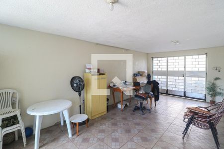 Casa à venda com 200m², 4 quartos e 3 vagasGaragem