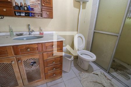 Casa à venda com 200m², 4 quartos e 3 vagasBanheiro 4 - Galpão