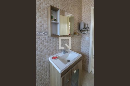 Casa à venda com 200m², 4 quartos e 3 vagasBanheiro 2