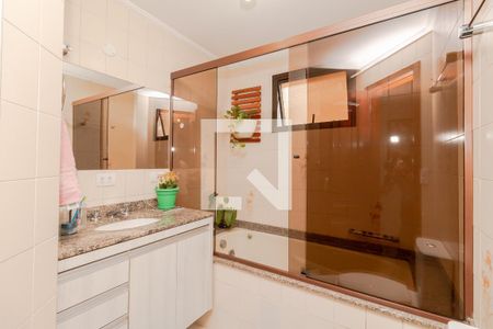 Apartamento à venda com 115m², 3 quartos e 2 vagas Apartamento à venda com 115m², 3 quartos e 2 vagasBanheiro
