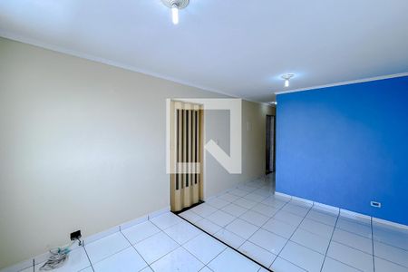 Apartamento para alugar com 68m², 2 quartos e 1 vagaSala