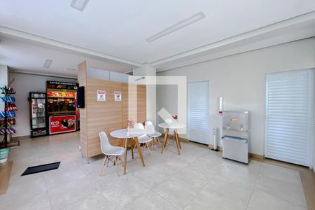 Apartamento para alugar com 68m², 2 quartos e 1 vagaÁrea comum - Salão de festas