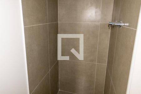 Apartamento à venda com 69m², 2 quartos e 1 vaga Apartamento à venda com 69m², 2 quartos e 1 vagaBanheiro 2