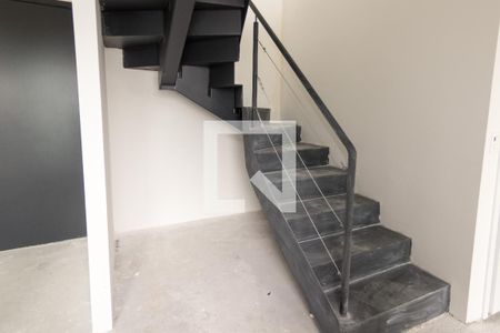 Sala - escada de apartamento à venda com 2 quartos, 69m² em Pinheiros, São Paulo