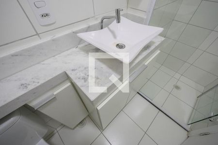 Apartamento à venda com 50m², 2 quartos e 1 vaga Apartamento à venda com 50m², 2 quartos e 1 vagaBanheiro