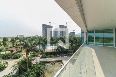 Varanda  de apartamento à venda com 5 quartos, 648m² em Barra da Tijuca, Rio de Janeiro