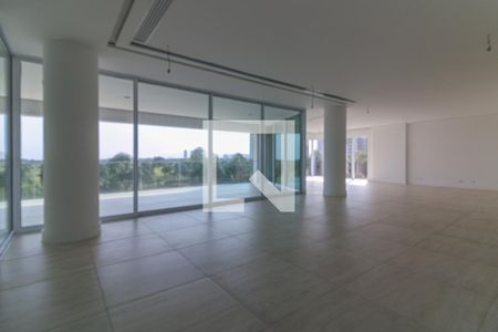 Sala 1 de apartamento à venda com 5 quartos, 648m² em Barra da Tijuca, Rio de Janeiro