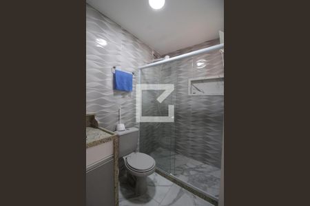 Casa de condomínio à venda com 120m², 3 quartos e 2 vagasBanheiro Social