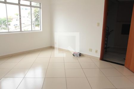 sala de apartamento à venda com 3 quartos, 104m² em Planalto, Belo Horizonte