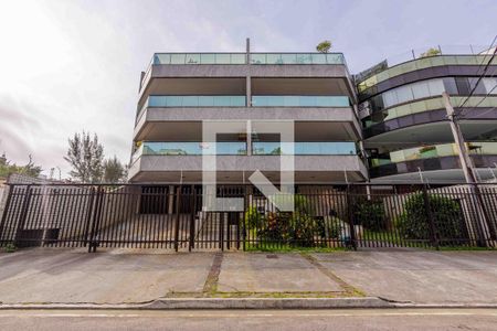 Apartamento à venda com 113m², 3 quartos e 2 vagas Apartamento à venda com 113m², 3 quartos e 2 vagasFachada