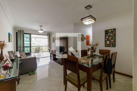 Apartamento à venda com 113m², 3 quartos e 2 vagas Apartamento à venda com 113m², 3 quartos e 2 vagasSala