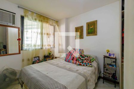 Apartamento à venda com 113m², 3 quartos e 2 vagas Apartamento à venda com 113m², 3 quartos e 2 vagasSuíte