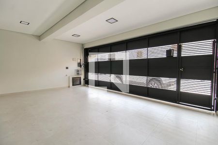 Casa para alugar com 175m², 3 quartos e 2 vagas Casa para alugar com 175m², 3 quartos e 2 vagasGaragem