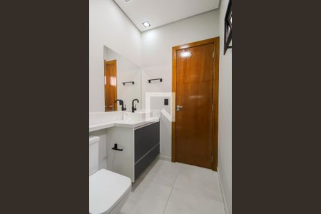 Casa para alugar com 175m², 3 quartos e 2 vagas Casa para alugar com 175m², 3 quartos e 2 vagasBanheiro da Suíte 2