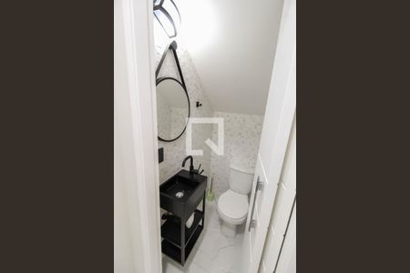 Lavabo de casa para alugar com 3 quartos, 175m² em Vila Gomes Cardim, São Paulo