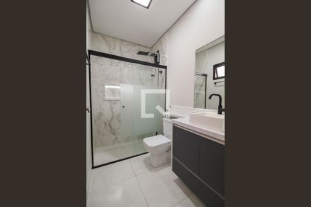 Casa para alugar com 175m², 3 quartos e 2 vagas Casa para alugar com 175m², 3 quartos e 2 vagasBanheiro da Suíte 2