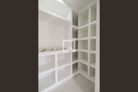 Casa para alugar com 175m², 3 quartos e 2 vagas Casa para alugar com 175m², 3 quartos e 2 vagasCloset da Suíte 3