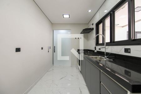 Casa para alugar com 175m², 3 quartos e 2 vagas Casa para alugar com 175m², 3 quartos e 2 vagasCozinha