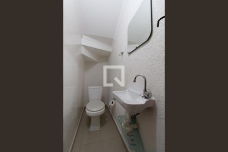 Lavabo de casa de condomínio para alugar com 3 quartos, 140m² em Vila Granada, São Paulo