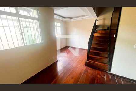 Sala de casa à venda com 3 quartos, 94m² em Paquetá, Belo Horizonte