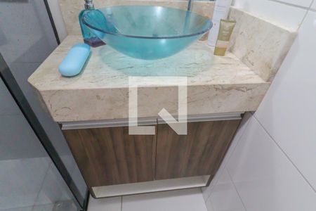 Apartamento à venda com 103m², 2 quartos e 1 vaga Apartamento à venda com 103m², 2 quartos e 1 vagaBanheiro