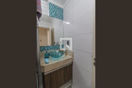 Apartamento à venda com 103m², 2 quartos e 1 vaga Apartamento à venda com 103m², 2 quartos e 1 vagaBanheiro