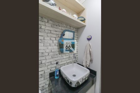 Apartamento à venda com 103m², 2 quartos e 1 vaga Apartamento à venda com 103m², 2 quartos e 1 vagaLavabo