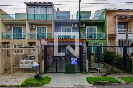 Casa à venda com 83m², 2 quartos e 1 vagaFachada