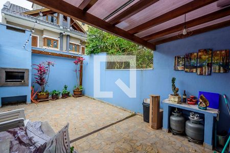 Casa à venda com 83m², 2 quartos e 1 vagaQuintal