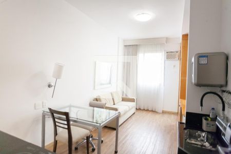 sala de apartamento para alugar com 1 quarto, 33m² em Vila da Serra, Nova Lima