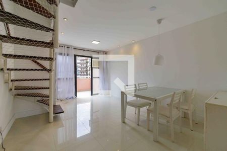 Sala de apartamento para alugar com 2 quartos, 64m² em Barra da Tijuca, Rio de Janeiro