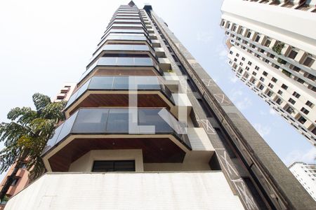 Apartamento à venda com 216m², 4 quartos e 3 vagasFachada