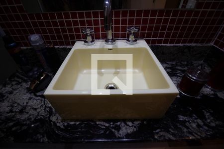 Apartamento à venda com 216m², 4 quartos e 3 vagasBanheiro