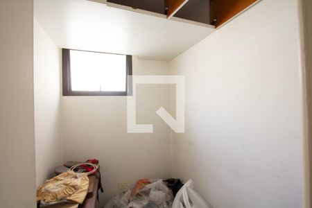 Apartamento à venda com 335m², 4 quartos e 6 vagasQuarto de Serviço