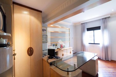 Apartamento à venda com 335m², 4 quartos e 6 vagasSuíte 1