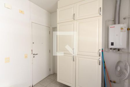 Apartamento à venda com 335m², 4 quartos e 6 vagasÁrea de Serviço