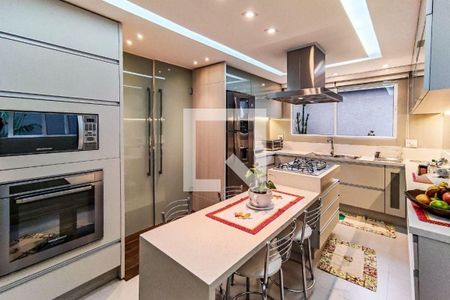 Casa à venda com 3 quartos, 300m² em Jardim Sao Nicolau, São Paulo