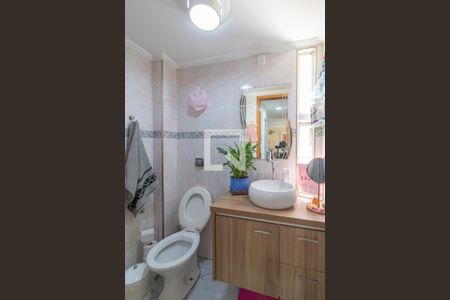 Apartamento à venda com 58m², 2 quartos e 1 vaga Apartamento à venda com 58m², 2 quartos e 1 vagaBanheiro