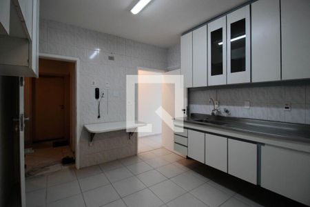 Apartamento à venda com 102m², 2 quartos e 1 vagaCozinha